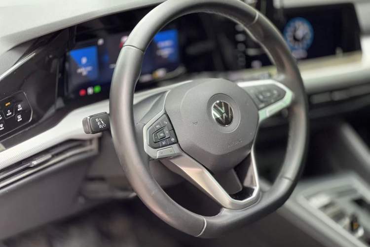 Used Volkswagen Golf 2021 280TSI DSG Pro Steering Wheel