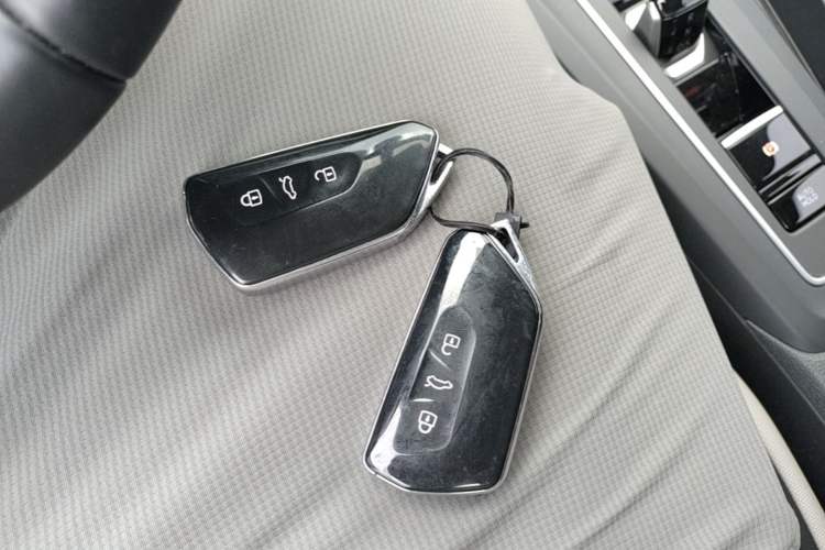 Used Volkswagen Golf 2021 280TSI DSG Pro Vehicle Key