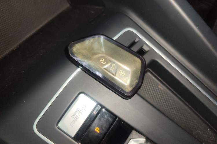 Used Volkswagen Golf 2021 280TSI DSG Pro Vehicle Key