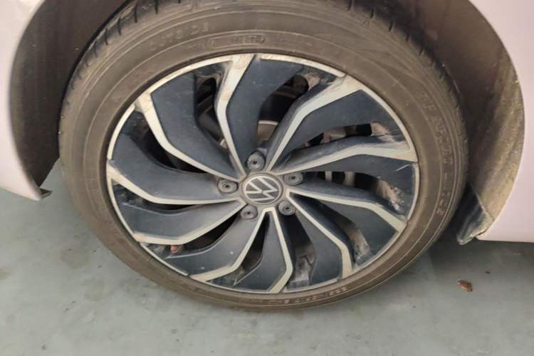 Used Volkswagen Golf 2021 280TSI DSG Pro Right Rear Wheel Hub