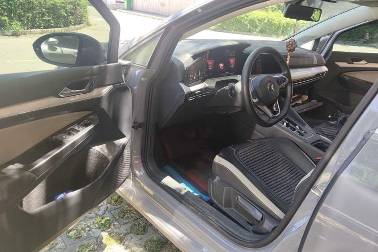 Used Volkswagen Golf 2021 280TSI DSG Pro Driver Seat