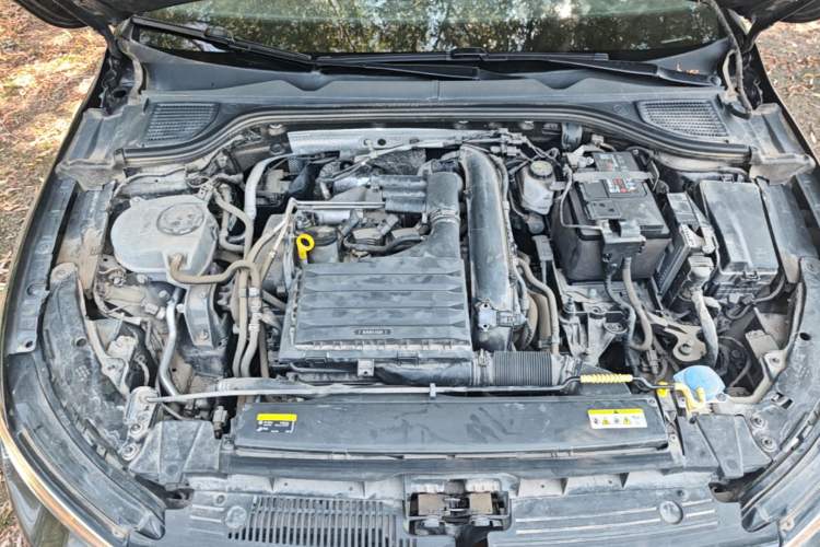 Used Volkswagen Golf 2021 280TSI DSG Pro Engine Bay
