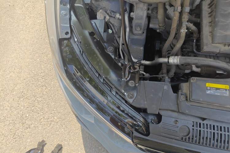Used Volkswagen Golf 2021 280TSI DSG R-Line Engine Bay Right