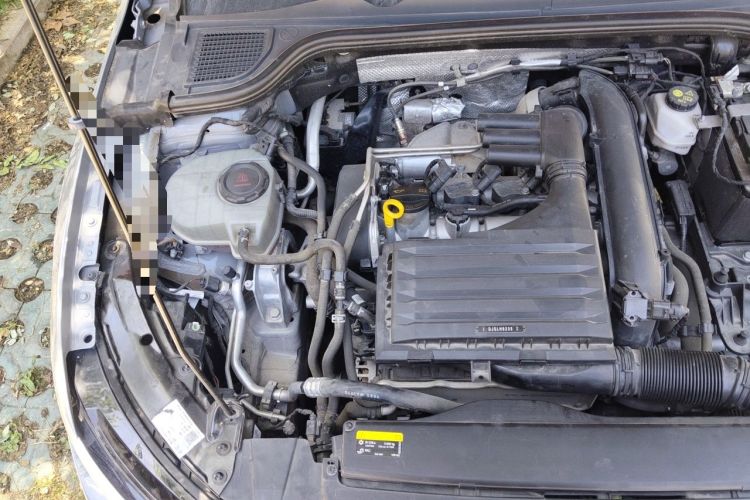 Used Volkswagen Golf 2021 280TSI DSG Pro Engine Bay Right