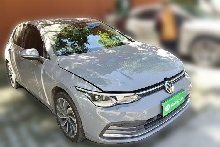 Used Volkswagen Golf 2021 280TSI DSG Pro Front Right 45 Deg