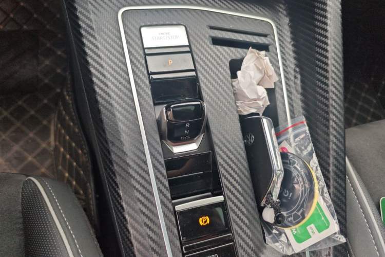 Used Volkswagen Golf 2021 280TSI DSG R-Line Gear Lever