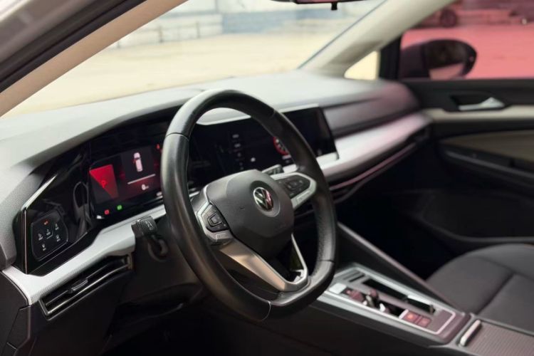 Used Volkswagen Golf 2021 280TSI DSG Pro Interior 3