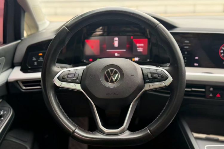 Used Volkswagen Golf 2021 280TSI DSG Pro Interior 5