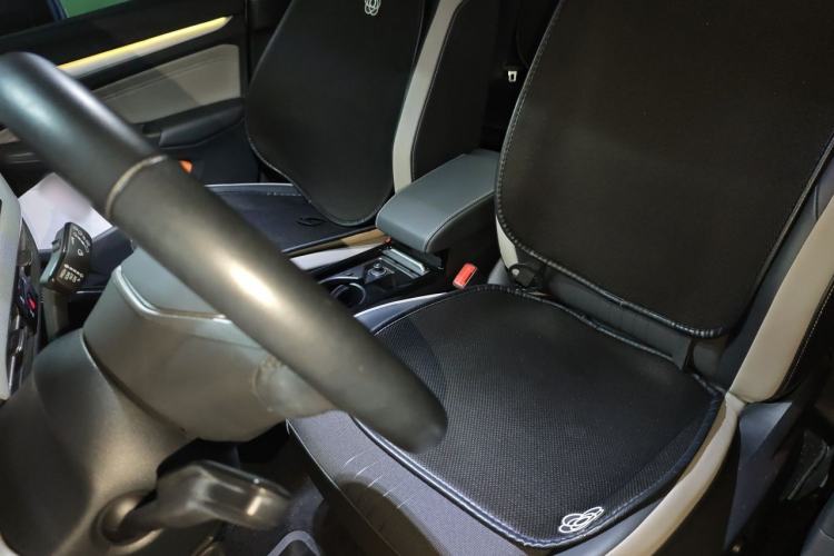 Used Volkswagen Golf 2021 280TSI DSG R-Line Left Front Seat
