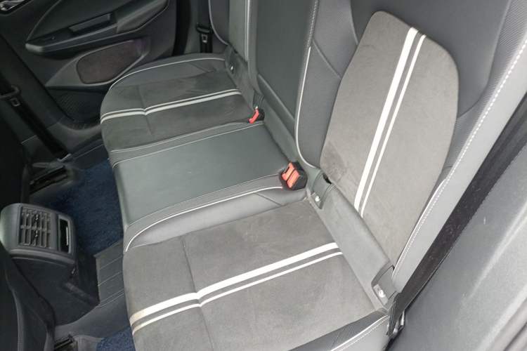 Used Volkswagen Golf 2021 280TSI DSG R-Line Left Rear Seat