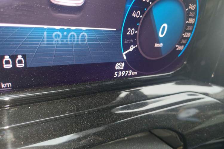 Used Volkswagen Golf 2021 280TSI DSG R-Line Odometer Close Up