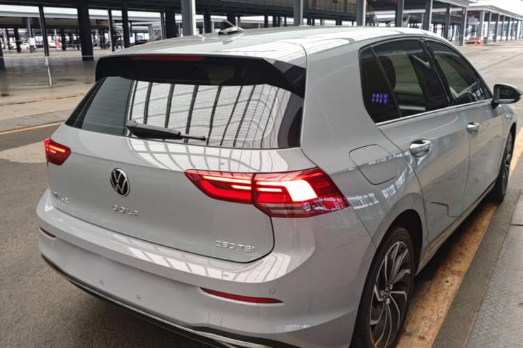 Used Volkswagen Golf 2021 280TSI DSG Pro Rear Right 45 Deg