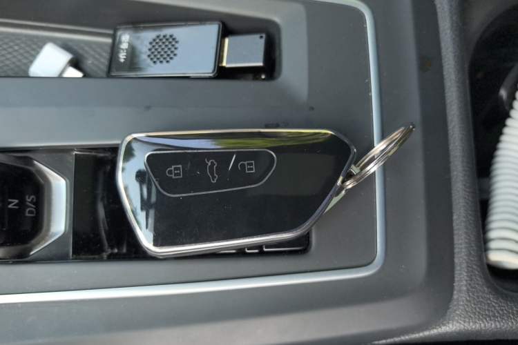 Used Volkswagen Golf 2021 280TSI DSG Pro Vehicle Key