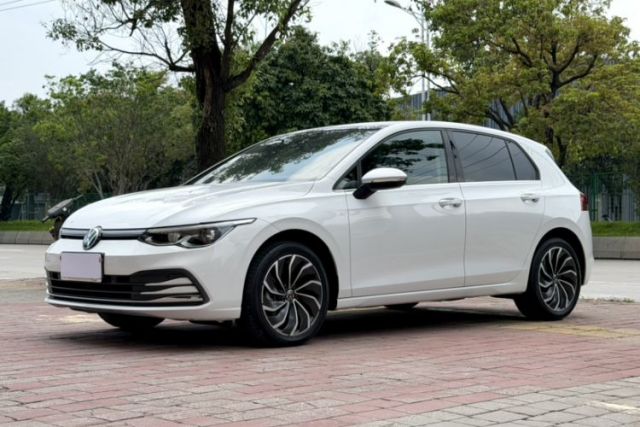 Ojetý Volkswagen Golf 2021 280TSI DSG Pro