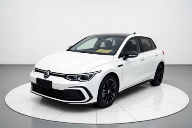 Ojetý Volkswagen Golf 2021 280TSI DSG R-Line
