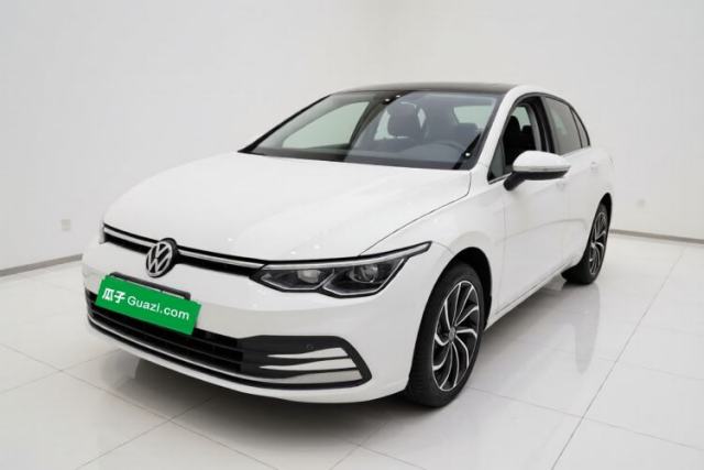 Ojetý Volkswagen Golf 2021 280TSI DSG Pro