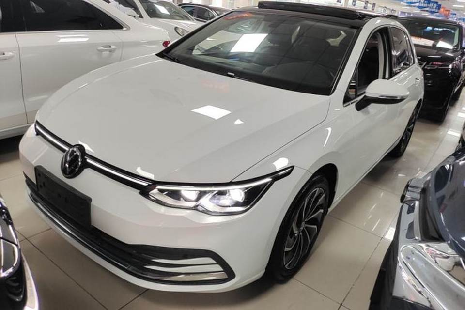 Volkswagen Golf 2021