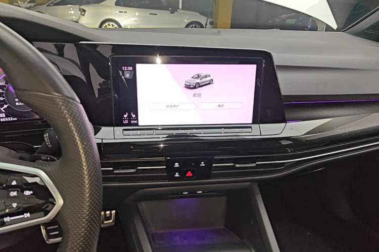Used Volkswagen Golf 2021 280TSI DSG R-Line Audio And AC Panel