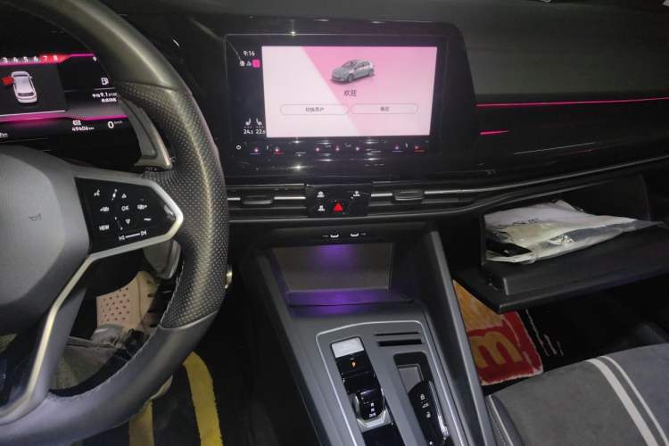 Used Volkswagen Golf  Audio And AC Panel