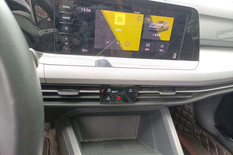 Used Volkswagen Golf 2021 280TSI DSG 30th Anniversary Edition Audio And AC Panel