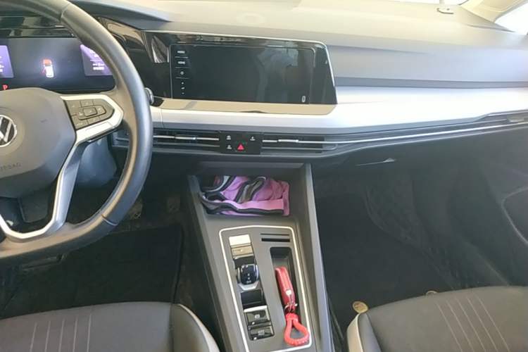 Used Volkswagen Golf 2021 280TSI DSG Pro Audio And AC Panel
