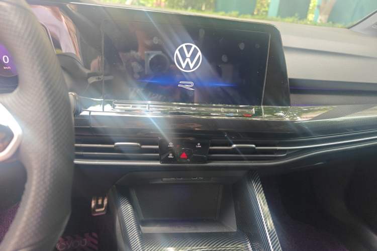 Used Volkswagen Golf 2021 280TSI DSG R-Line Audio And AC Panel