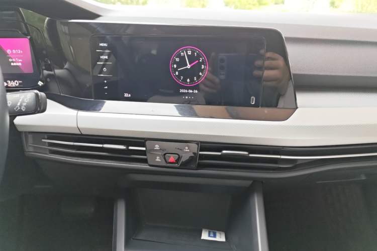 Used Volkswagen Golf 2021 280TSI DSG R-Line Audio And AC Panel