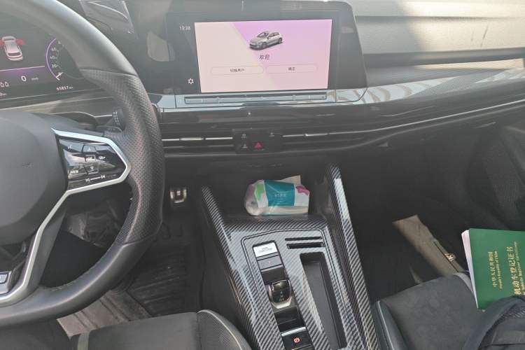 Used Volkswagen Golf 2021 280TSI DSG R-Line Audio And AC Panel