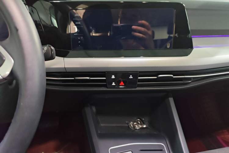 Used Volkswagen Golf 2021 280TSI DSG Pro Audio And AC Panel