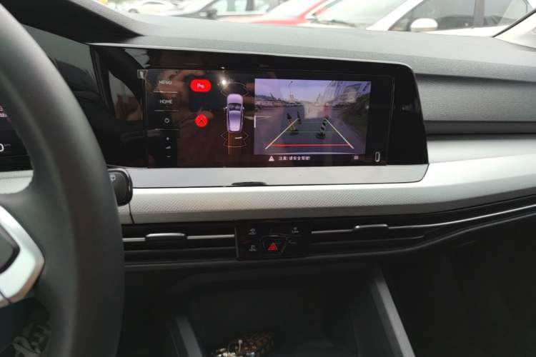 Used Volkswagen Golf 2021 280TSI DSG R-Line Audio And AC Panel