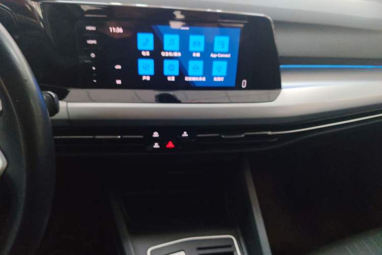 Used Volkswagen Golf 2021 280TSI DSG Pro Audio And AC Panel