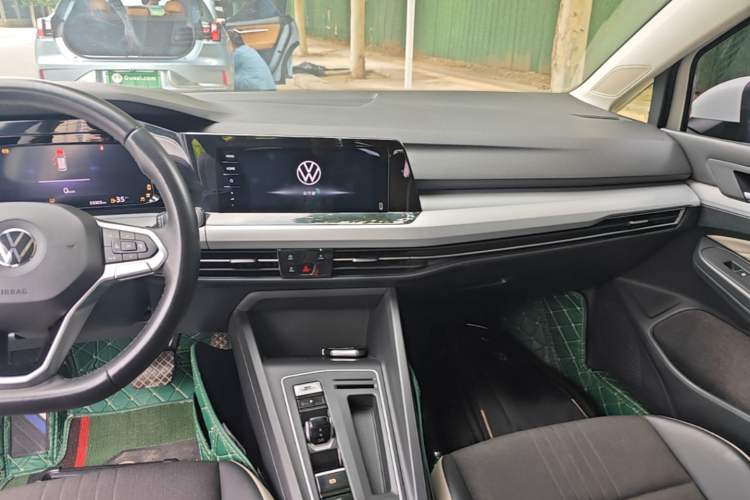 Used Volkswagen Golf 2021 280TSI DSG Pro Audio And AC Panel