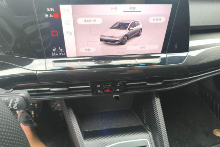 Used Volkswagen Golf 2021 280TSI DSG R-Line Audio And AC Panel