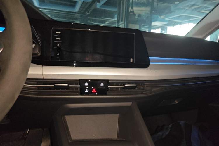 Used Volkswagen Golf 2021 280TSI DSG 30th Anniversary Edition Audio And AC Panel