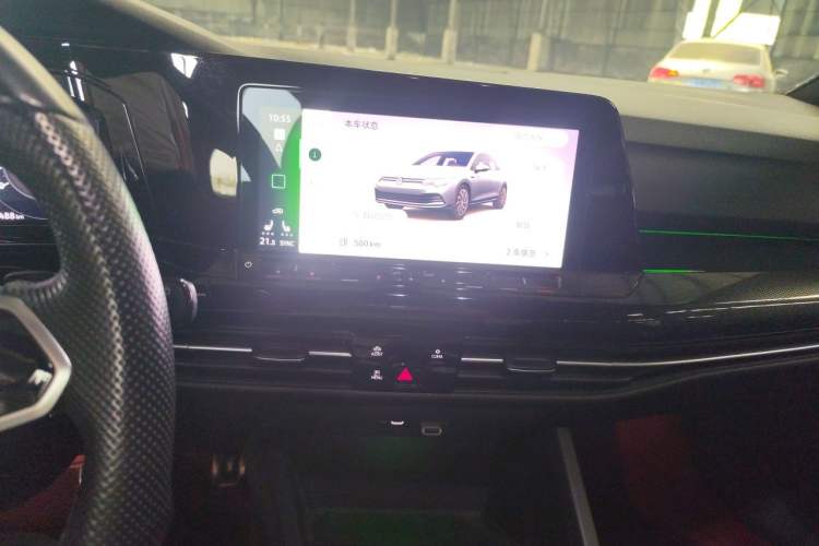 Used Volkswagen Golf 2021 280TSI DSG R-Line Audio And AC Panel