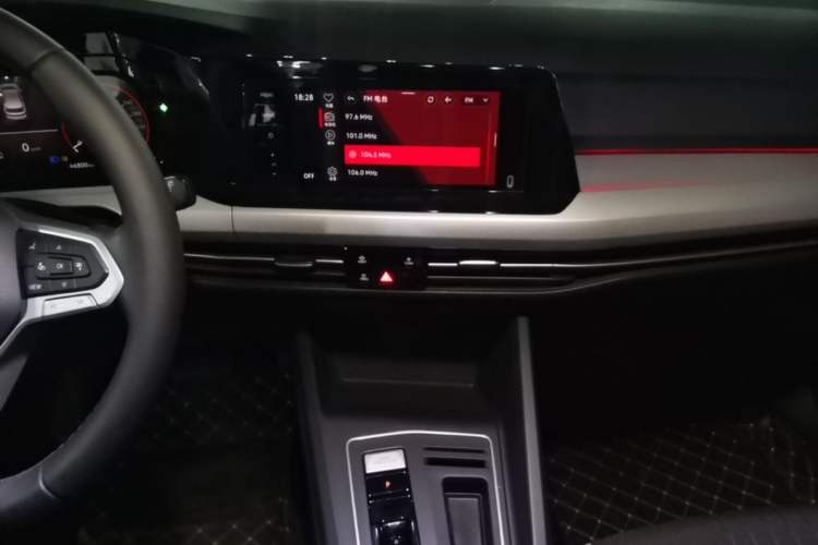 Used Volkswagen Golf 2021 280TSI DSG Pro Audio And AC Panel