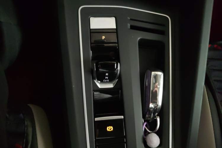 Used Volkswagen Golf 2021 280TSI DSG Pro Audio And AC Panel