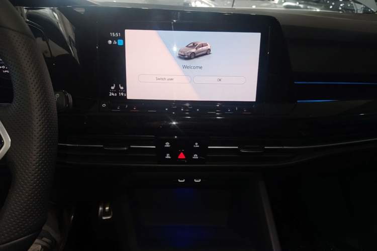 Used Volkswagen Golf 2021 280TSI DSG R-Line Audio And AC Panel