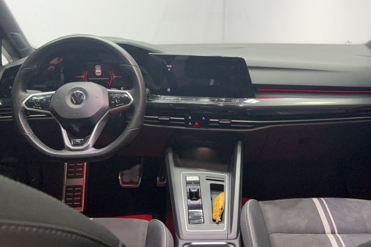 Used Volkswagen Golf 2021 280TSI DSG R-Line Center Console