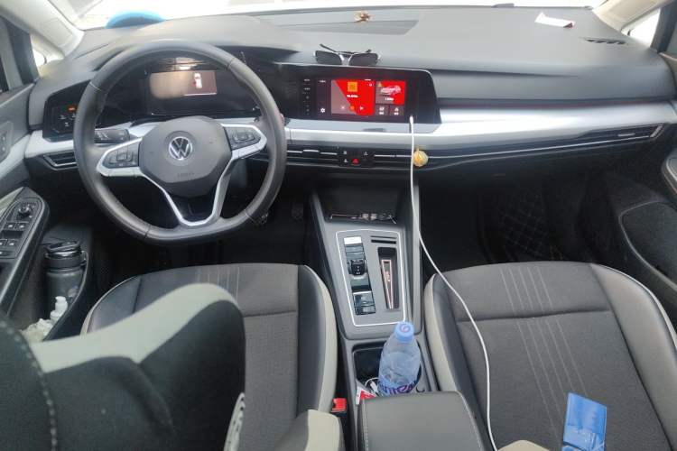 Used Volkswagen Golf 2021 280TSI DSG Pro Center Console