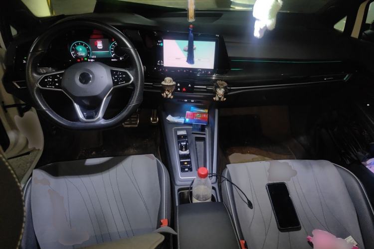 Used Volkswagen Golf 2021 280TSI DSG R-Line Center Console
