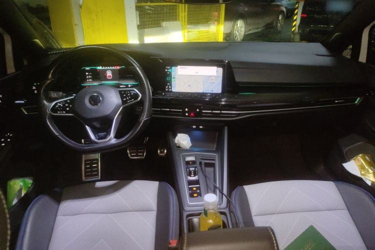 Used Volkswagen Golf 2021 280TSI DSG R-Line Center Console