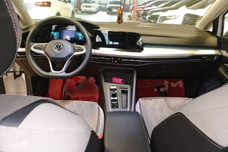 Used Volkswagen Golf 2021 280TSI DSG Pro Center Console