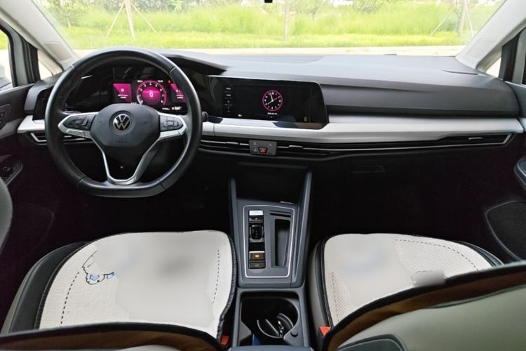 Used Volkswagen Golf 2021 280TSI DSG R-Line Center Console