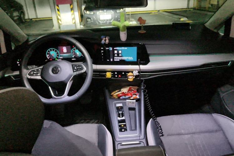 Used Volkswagen Golf 2021 280TSI DSG Pro Center Console