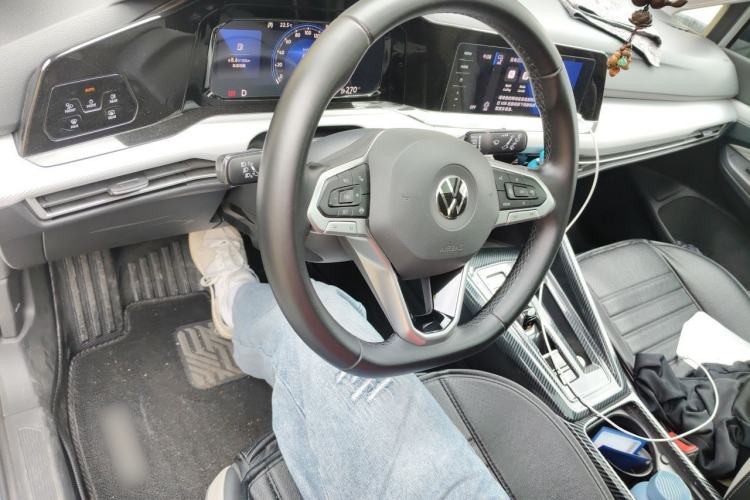 Used Volkswagen Golf 2021 280TSI DSG Pro Center Console