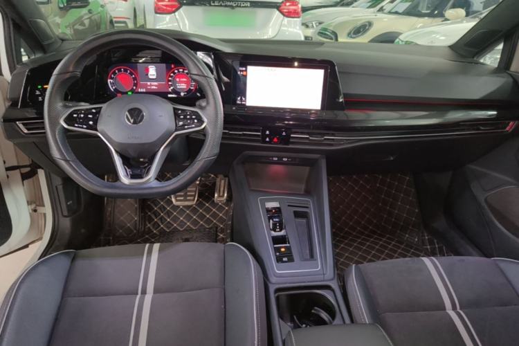 Used Volkswagen Golf 2021 280TSI DSG R-Line Center Console