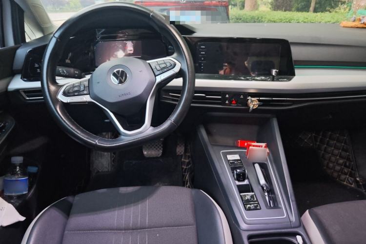 Used Volkswagen Golf 2021 280TSI DSG Pro Center Console