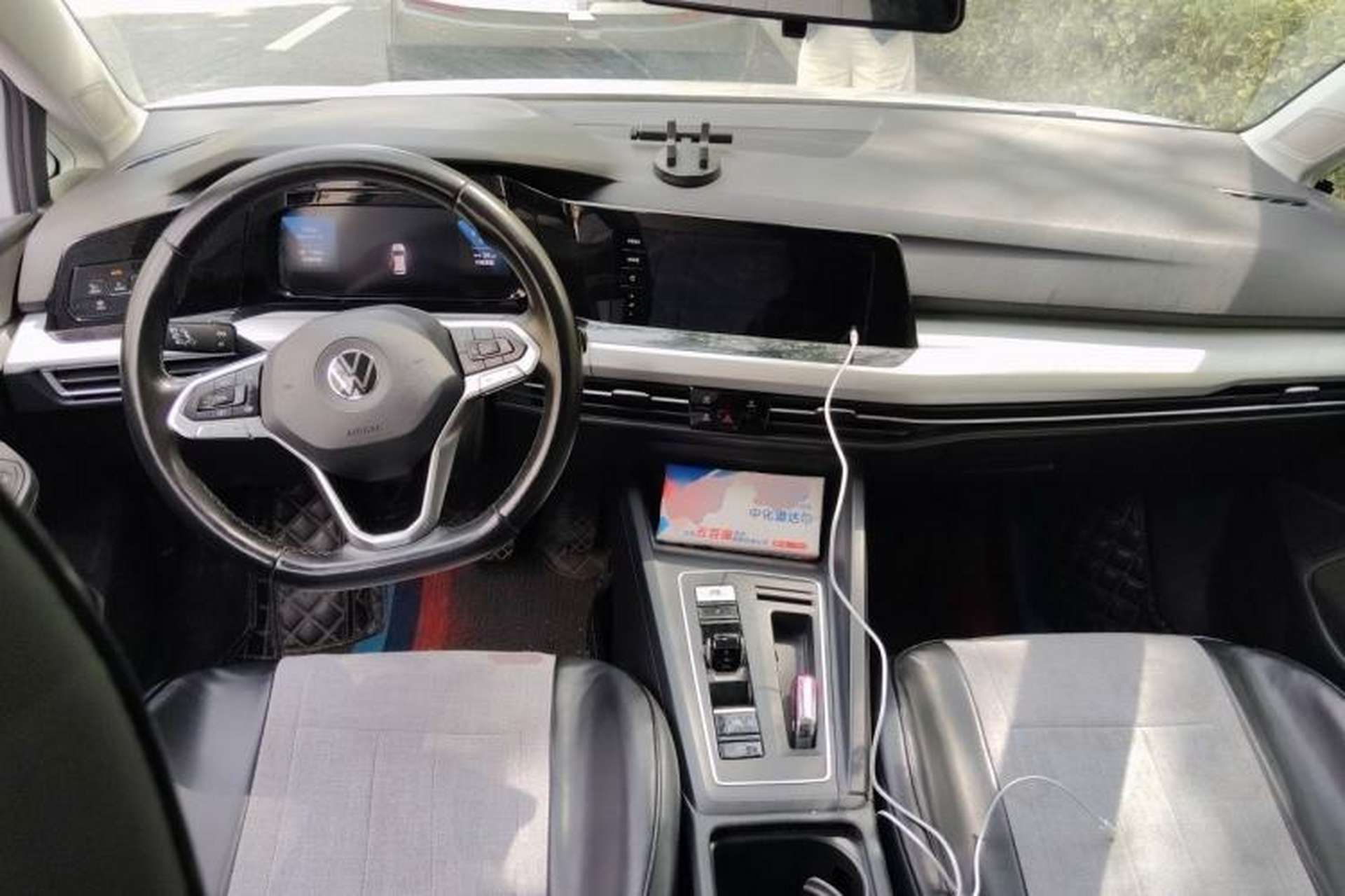 Used Volkswagen Golf 2021 280TSI DSG Pro Center Console