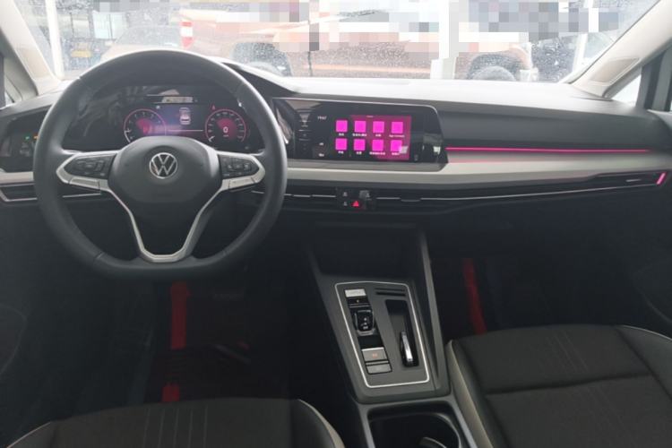 Used Volkswagen Golf 2021 280TSI DSG Pro Center Console